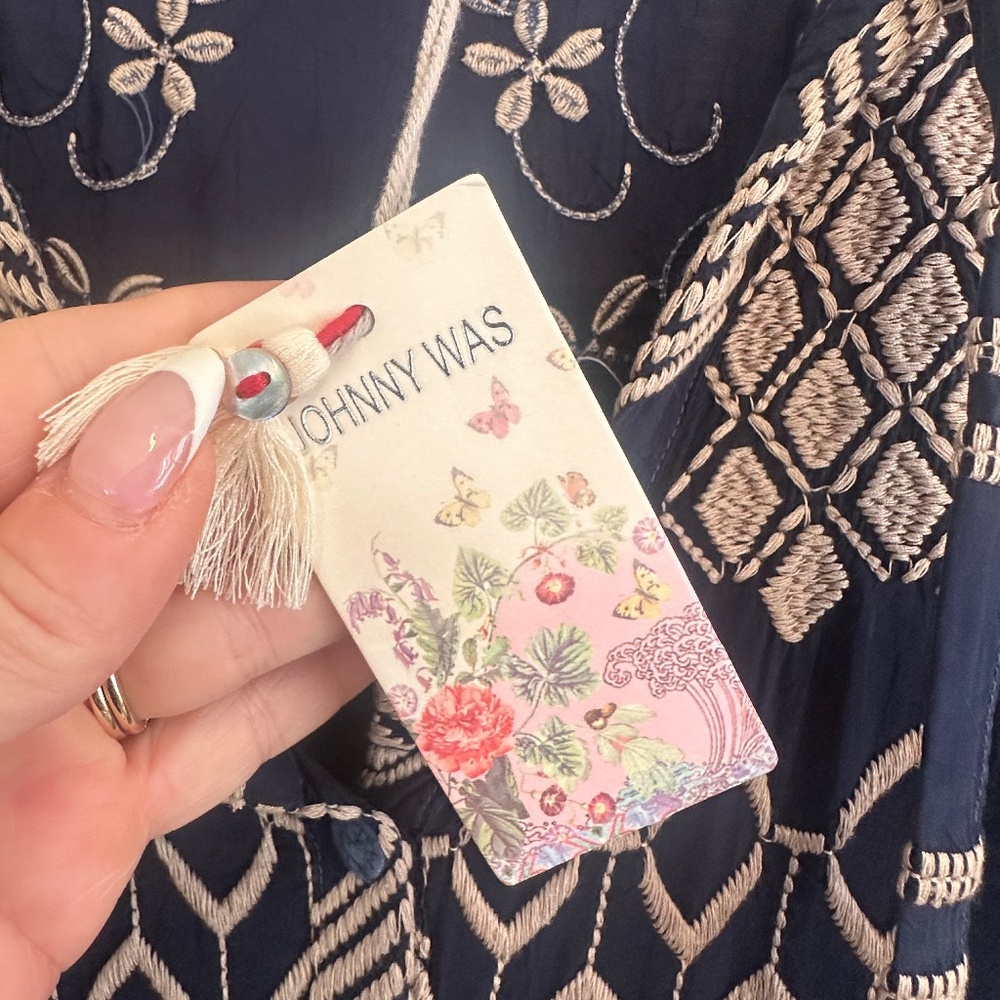 💫 Exquisite Johnny Was "Luca" embroidered beachy boho blouse!✨(SIZE small/NWT)